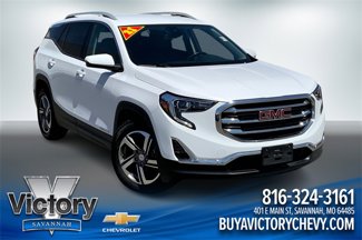 Used 2021 GMC Terrain SLT image 1