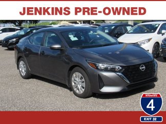 Used 2025 Nissan Sentra S image 1