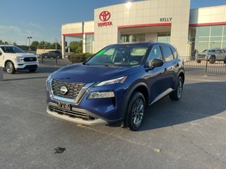 Used 2023 Nissan Rogue S image 1