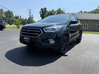 Used 2018 Ford Escape SE w/ SE Sport Appearance Package image 1
