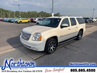 Used 2013 GMC Yukon XL Denali image 1