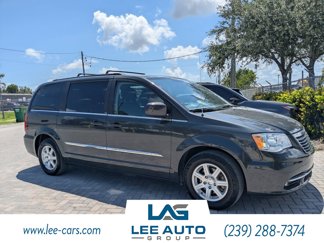 Used 2012 Chrysler Town & Country Touring image 1