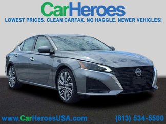 Used 2023 Nissan Altima 2.5 SL image 1