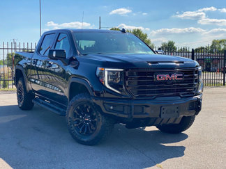 Used 2023 GMC Sierra 1500 AT4X image 1