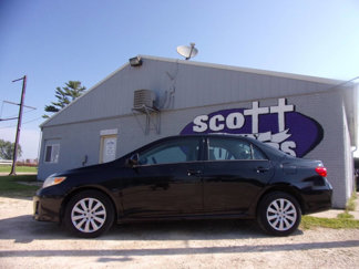 Used 2012 Toyota Corolla LE image 1