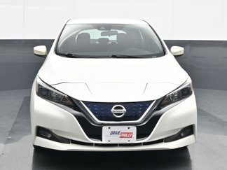 Used 2022 Nissan Leaf SV image 1