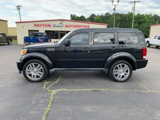 Used 2010 Dodge Nitro SE image 1