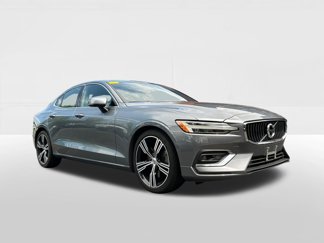 Used 2019 Volvo S60 T6 Inscription image 1