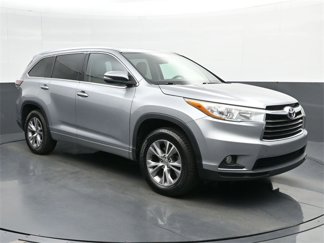 Used 2015 Toyota Highlander XLE image 1