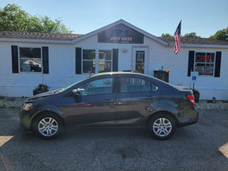 Used 2017 Chevrolet Sonic LS image 1
