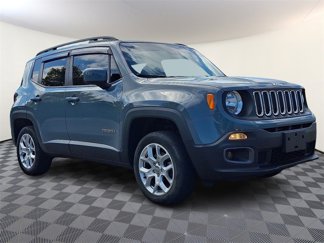 Used 2017 Jeep Renegade Latitude w/ Cold Weather Group image 1
