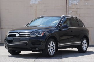 Used 2012 Volkswagen Touareg Sport image 1