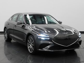 Used 2025 Genesis G70 2.5T image 1
