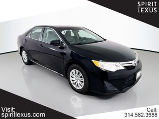 Used 2012 Toyota Camry LE image 1