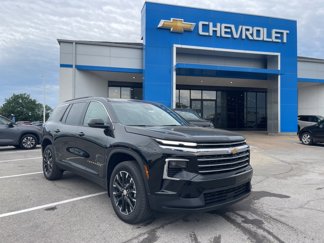 New 2025 Chevrolet Traverse LT w/ Sun and Wheel Package image 1