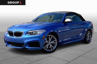 Used 2016 BMW M235i Convertible image 1