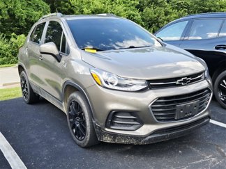 Used 2022 Chevrolet Trax LT w/ Sport Edition image 1