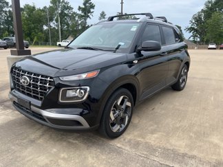 Used 2023 Hyundai Venue SEL image 1