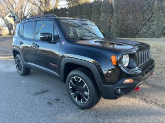 Used 2023 Jeep Renegade Trailhawk w/ Trailer Tow Group image 1