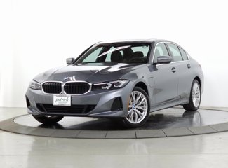 Used 2024 BMW 330e xDrive image 1