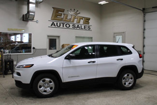 Used 2018 Jeep Cherokee Sport image 1
