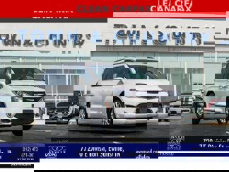Used 2020 Chrysler Pacifica Touring-L image 1
