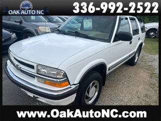 Used 2000 Chevrolet Blazer LT w/ LT Preferred Equipment Group image 1