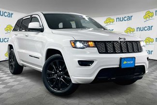 Used 2020 Jeep Grand Cherokee Altitude image 1