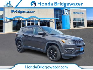 Used 2020 Jeep Compass Latitude image 1