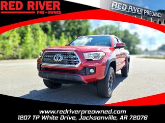 Used 2017 Toyota Tacoma SR5 image 1