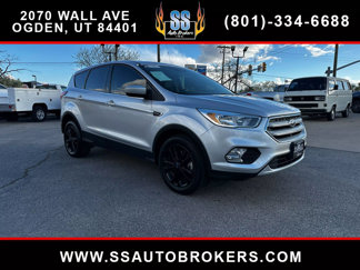 Used 2019 Ford Escape SE image 1