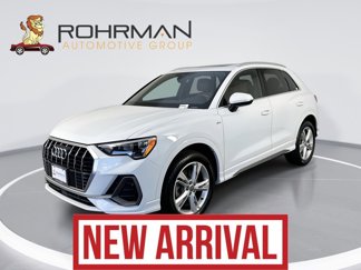 Used 2020 Audi Q3 2.0T Premium w/ Convenience Package image 1