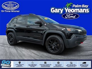 Used 2019 Jeep Cherokee Trailhawk w/ Cold Weather Group image 1