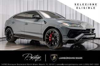 Used 2023 Lamborghini Urus S image 1