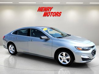 Used 2023 Chevrolet Malibu LS image 1