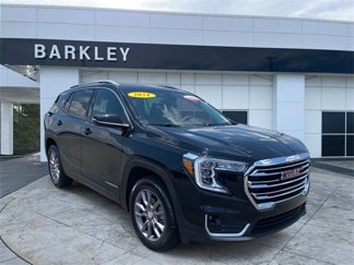 Certified 2024 GMC Terrain SLT w/ Infotainment Package II image 1