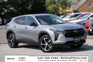 Used 2024 Chevrolet Trax RS w/ Sunroof Package image 1