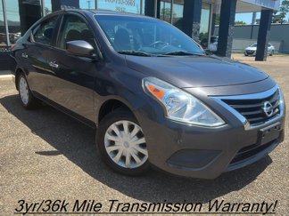 Used 2015 Nissan Versa SV image 1