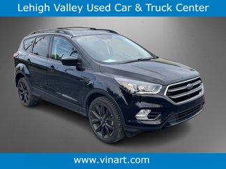 Used 2019 Ford Escape SE image 1
