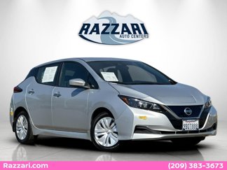 Used 2022 Nissan Leaf S image 1