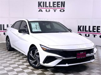 Used 2025 Hyundai Elantra Sport image 1