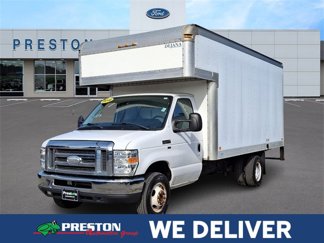 Used 2016 Ford E-350 and Econoline 350 Super Duty image 1