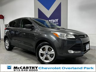 Used 2015 Ford Escape SE image 1