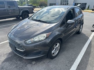 Used 2017 Ford Fiesta SE image 1