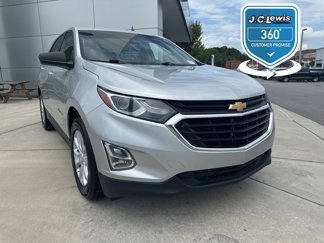 Used 2020 Chevrolet Equinox LS w/ LS Convenience Package image 1