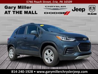 Used 2022 Chevrolet Trax LT w/ LT Convenience Package image 1