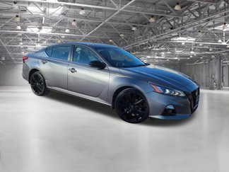 Used 2022 Nissan Altima 2.5 SR w/ Midnight Edition Package image 1