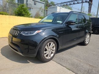 Used 2023 Land Rover Discovery S image 1