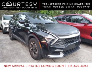 Used 2023 Kia Sportage LX image 1