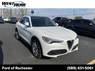 Used 2018 Alfa Romeo Stelvio Ti image 1